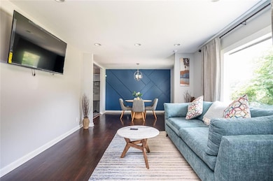 177 Silver Springs Cir SW, Atlanta, GA 30310 - photo 2