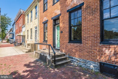 109 W South St, Frederick, MD 21701 - photo 4