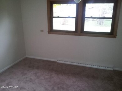1064 Drexel Dr NE, Grand Rapids, MI 49505 - photo 5
