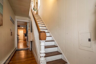 06_Hallway
