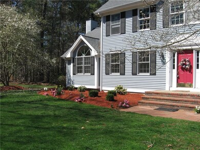 3 Magnolia Cir, Greenville, RI 02828 - photo 3