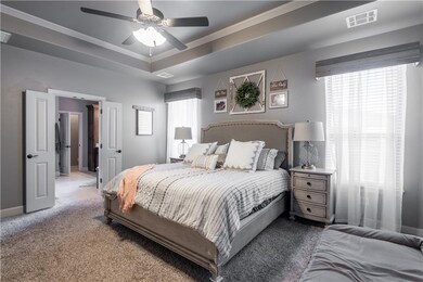 1005 Lindsey Ln, Moore, OK 73160 - photo 6