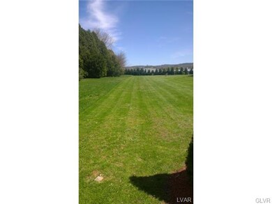 2703 Schoeneck Rd, Macungie, PA 18062 - photo 7