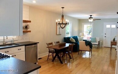 518 S 4th St, Wilmington, NC 28401 - photo 4