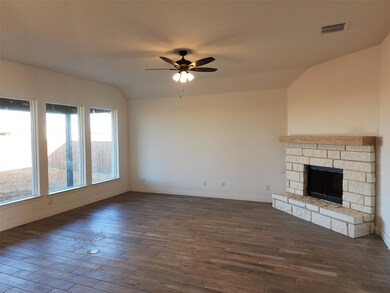 112 Trail Dust- Kitchen-1