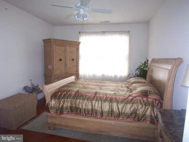 12909 Centre Park Cir unit 404, Oak Hill, VA 20171 - photo 7