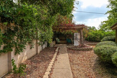 2912 Roy Rd, Tyler, TX 75707 - photo 2