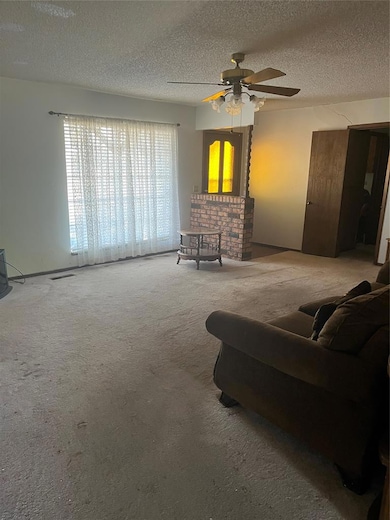 1015 N Midwest Blvd, Guthrie, OK 73044 - photo 4