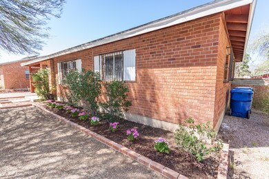 Front of Home- Fresh Flowers for Spring