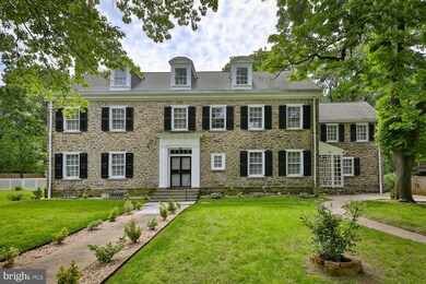 470 E Locust Ave, Philadelphia, PA 19144 - photo 3