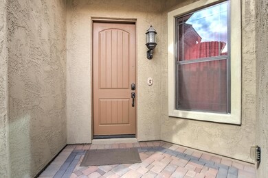 1736 N Trowbridge-7