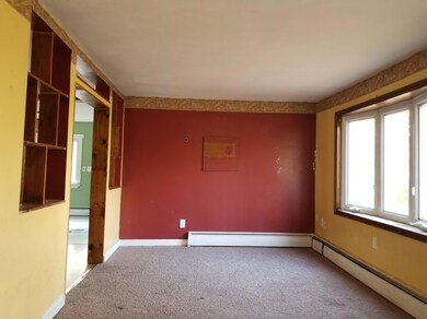 231-113795 Living Room 3