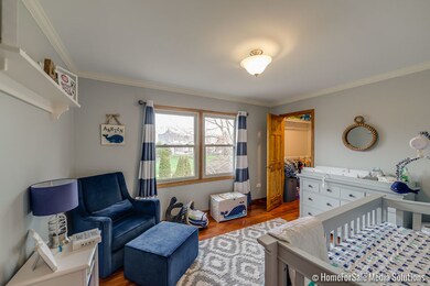 2416 Thaxton Ct, Naperville, IL 60565 - photo 6