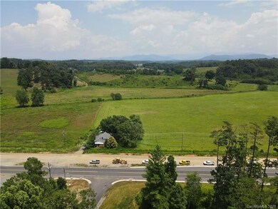 99999 Mountain Shadows Dr, Leicester, NC 28748 - photo 6