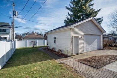 641 S Spring Rd, Elmhurst, IL 60126 - photo 5