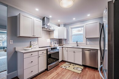 10 Motley St unit 3, Portland, ME 04102 - photo 3