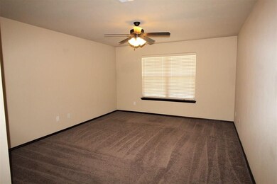 900 Accipiter St, Norman, OK 73072 - photo 2