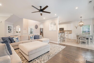 121 Planters Dr, Statesville, NC 28677 - photo 6