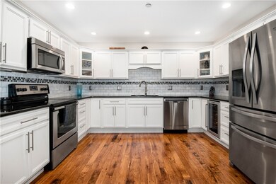 High Rocks Condominiums unit 310, North Smithfield, RI 02896 - photo 4