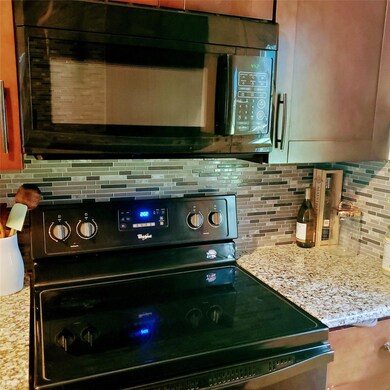 205 Mclemore Dr, Alvin, TX 77511 - photo 6