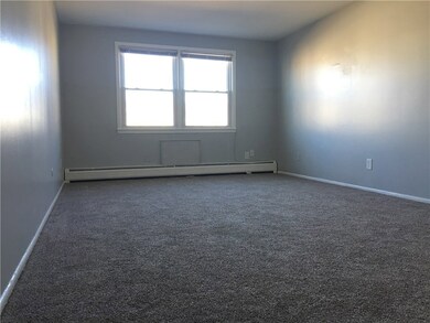 50 Carnation St unit 8, Pawtucket, RI 02860 - photo 2