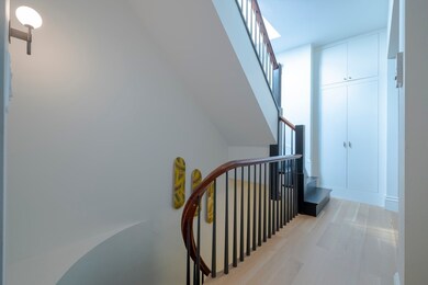537 Massachusetts Ave unit 4, Boston, MA 02118 - photo 5