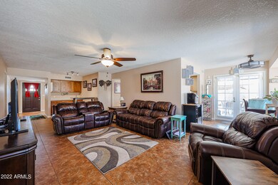 1102 E Taro Ln, Phoenix, AZ 85024 - photo 4