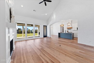 108AbercrombieWay-2-23