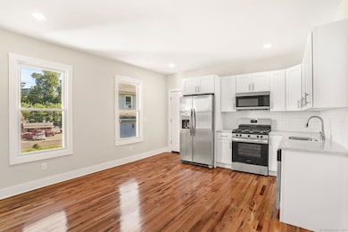 10 Perry Hill Rd unit 12, Shelton, CT 06484 - photo 2