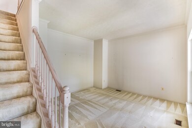 2419 Kemper Rd, Crofton, MD 21114 - photo 3