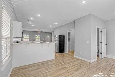 1427 E Huntsville Rd unit 2, Fayetteville, AR 72701 - photo 6