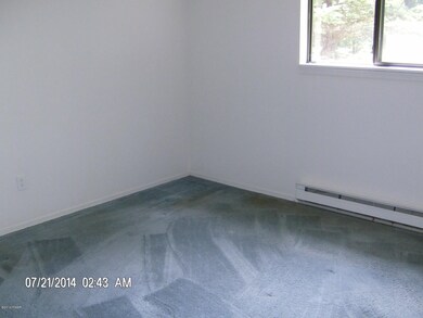 119 Robin Ln, Dingmans Ferry, PA 18328 - photo 5