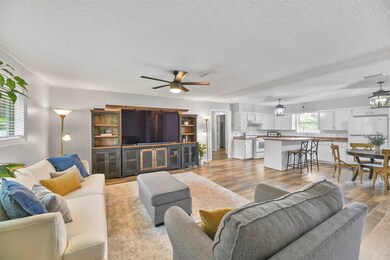 2534 County Road 144, Alvin, TX 77511 - photo 6