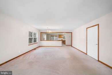 216 Gaunt Dr, Mickleton, NJ 08056 - photo 5