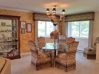 363 Chatham Cir unit 243, Warwick, RI 02886 - photo 5