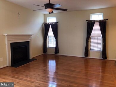 13771 Lowe St, Chantilly, VA 20151 - photo 7