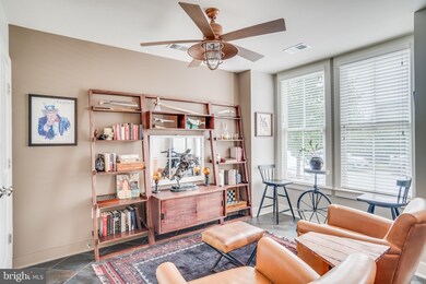 909 Montgomery St, Alexandria, VA 22314 - photo 4