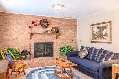 1115 Sharpes Dr, Harrisonburg, VA 22801 - photo 6