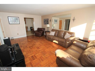 520 Perry St, Ridley Park, PA 19078 - photo 2