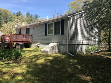 40 Larchmont Ave, Taunton, MA 02780 - photo 5