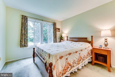 5510 Burley Ct, Burke, VA 22015 - photo 7