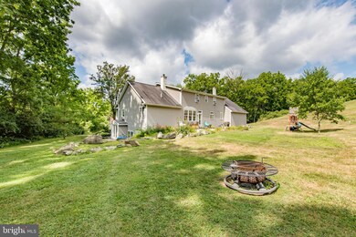 4625 Hillside Rd, Coplay, PA 18037 - photo 7