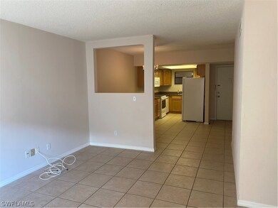 12491 Mcgregor Blvd unit 4, Fort Myers, FL 33919 - photo 4