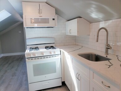 1035 Broadway unit 3, Somerville, MA 02144 - photo 2