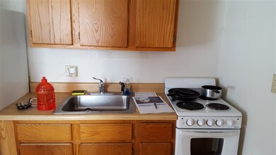 121 Main St, Lincoln, NH 03251 - photo 2