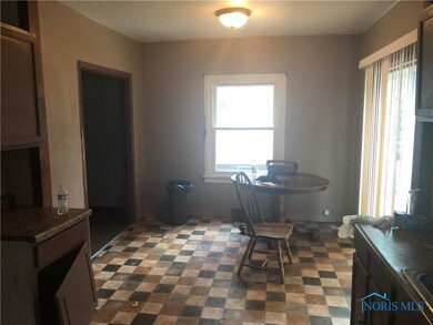 2135 Talbot St, Toledo, OH 43613 - photo 5