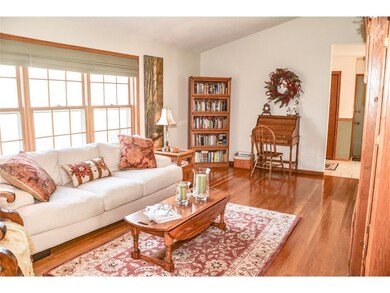 5001 Mcgowan Dr, Cedar Rapids, IA 52403 - photo 3