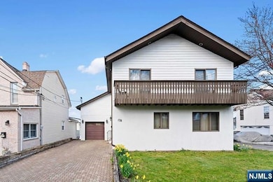 178 Central Ln, Secaucus, NJ 07094 - photo 2