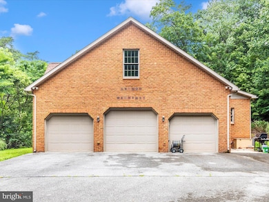 13013 Draper Rd, Clear Spring, MD 21722 - photo 3