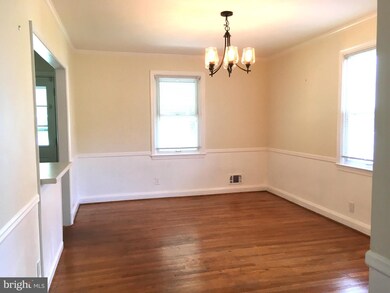 24 Wilfred Ct, Towson, MD 21204 - photo 3